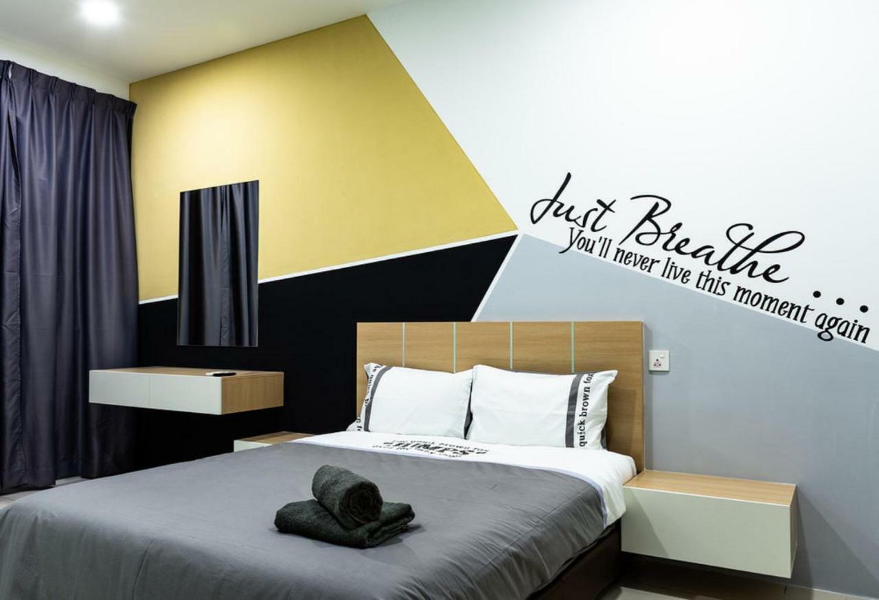 Southwest Designer Suite By D Imperio Homestay Penang Bayan Lepas Zewnętrze zdjęcie